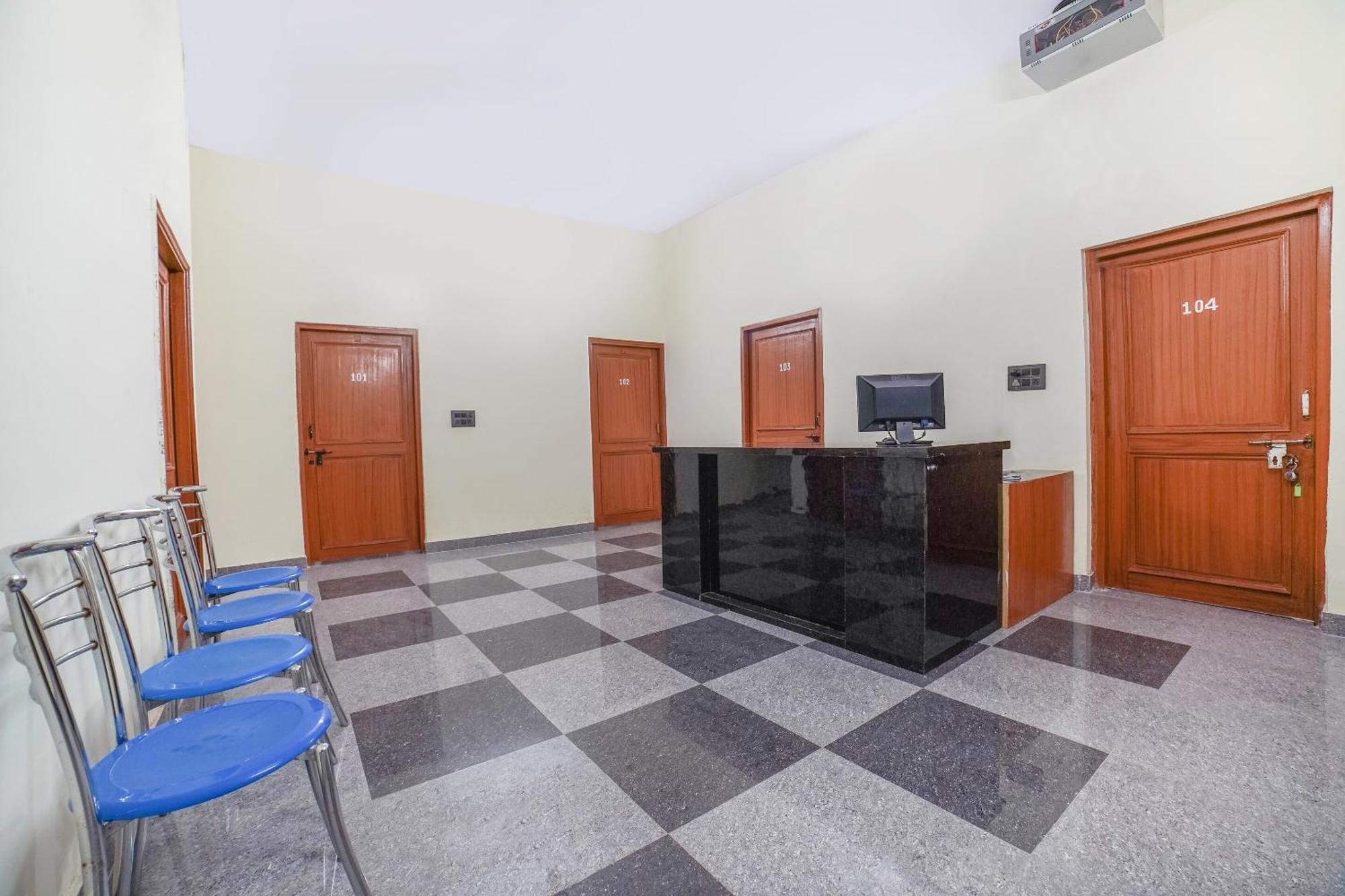 Hotel O Home Gautam Homestay 데라둔 외부 사진